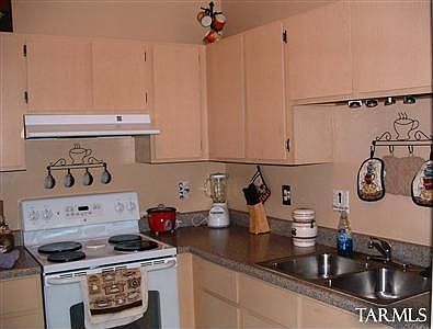 3rd image of 18876 S Brentford Dr