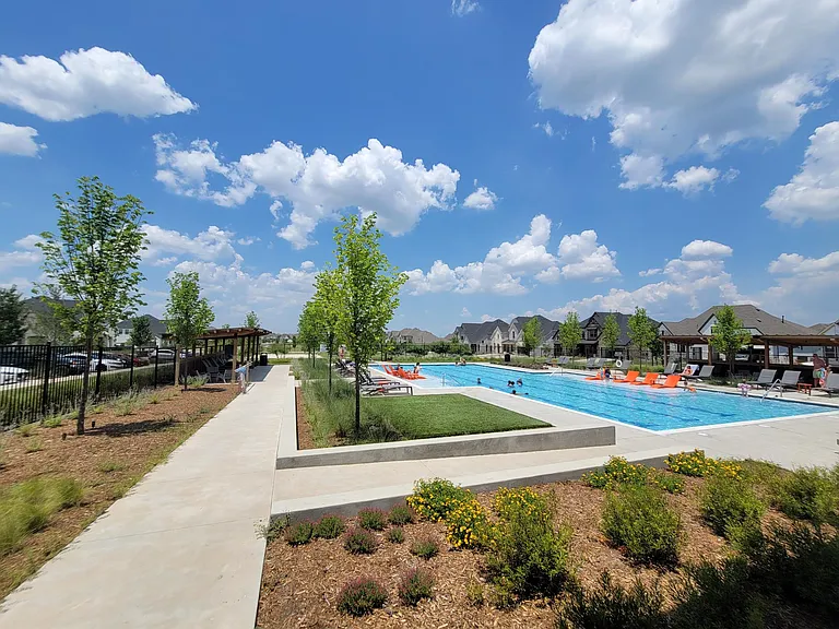1604 Moss Trail Ct — Photo 40