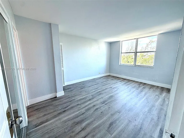3660 NE 166th St #414 — Photo 10
