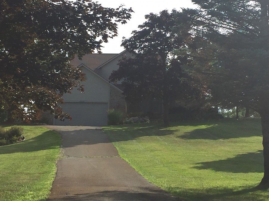 1st image of 2293 Estates Dr