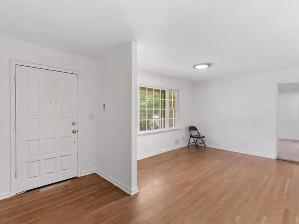 6663 Peacock Blvd, Morrow, GA 30260