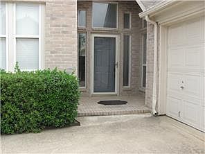 2nd image of 107 Arbor Park Dr