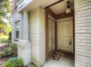 12400A Liberty Bridge Rd, Fairfax, VA 22033