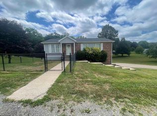 146 Yvonne Ln, Clarksburg, WV 26301