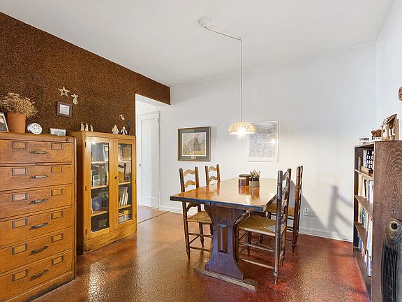 4th image of 39-40 52nd St APT 4D