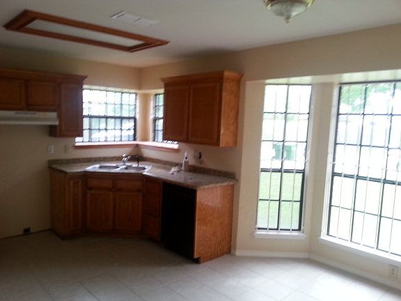 4th image of 1731 Artemisa Ave