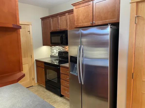 14937 60th St N Unit 202, Stillwater, MN 55082