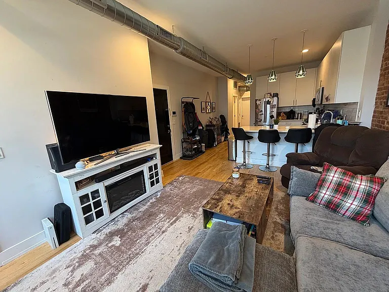 419 Washington St #2 — Photo 6