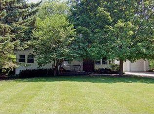 1465 N Sheridan Rd, Lake Forest, IL 60045