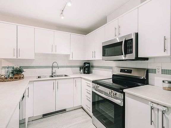 4th image of 12238 224th St #413