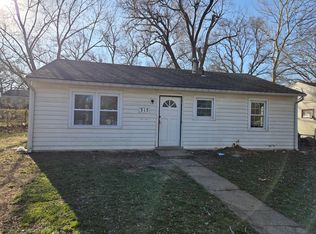 315 SE 34th St, Topeka, KS 66605