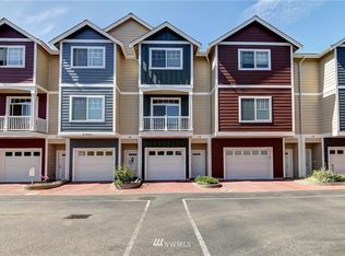 21420 49th Ct W UNIT 15, Mountlake Terrace, WA 98043