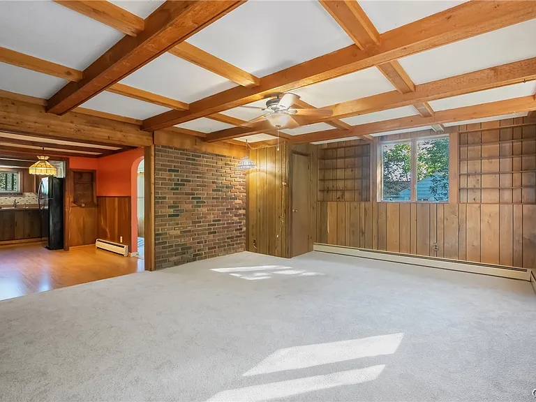 6555 Woodchuck Hill Rd — Photo 14