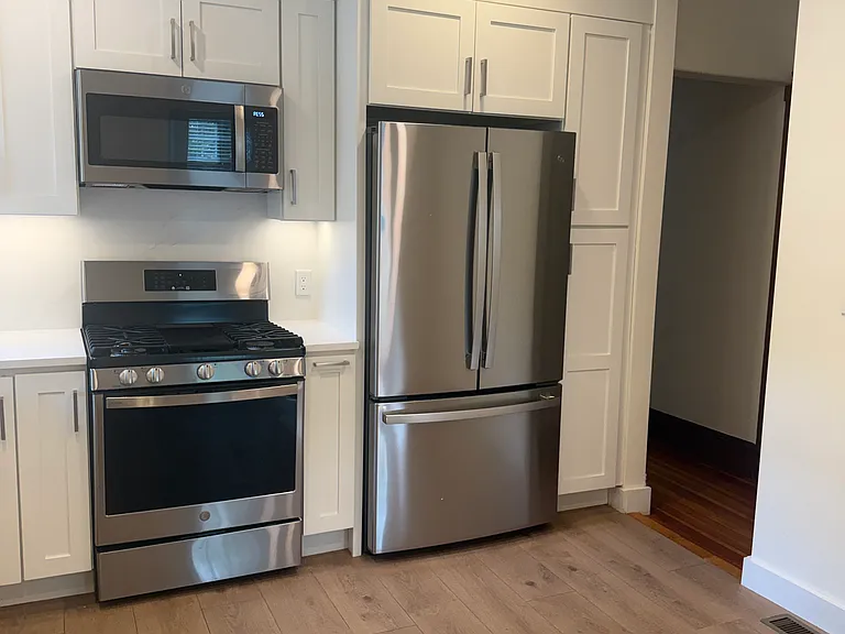 693 Commonwealth Ave #1 — Photo 3