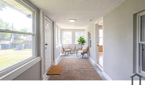 3 bed, $1,450 — Photo 3
