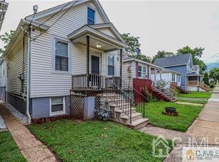 65 Seaman St, New Brunswick, NJ
