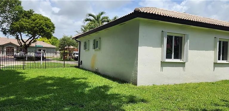 16507 NW 91st Ave — Photo 20