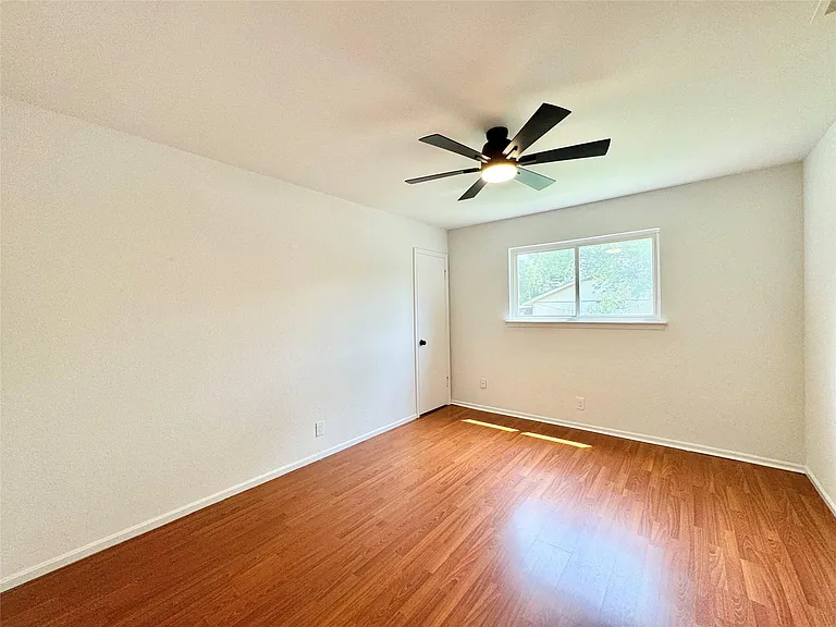 12503 Lamppost Ln — Photo 16