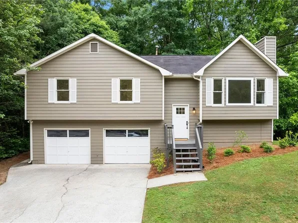 264 Brandi Dr, Hiram, GA 30141