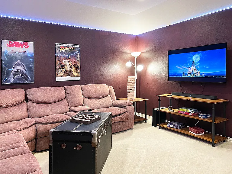 1110 Rushmore Dr — Photo 44