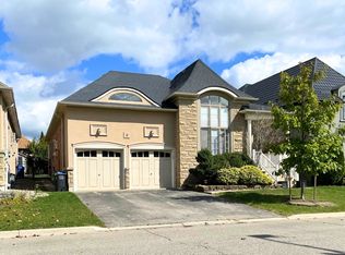 9 Odeon St, Brampton, ON L6P 1V6