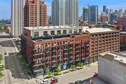 616 W Fulton St #411 Photo 1