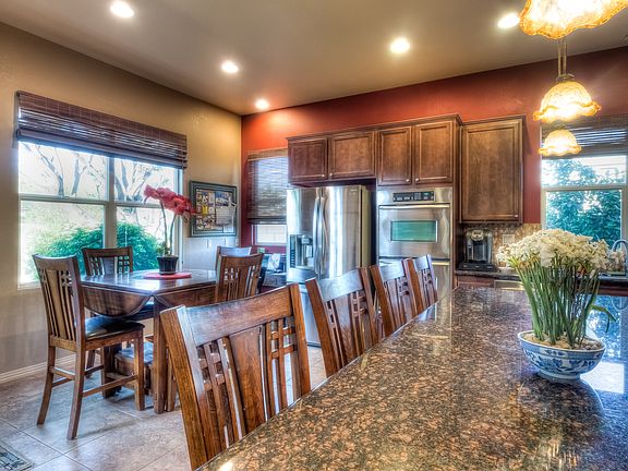 Spacious Upgraded Kitchen