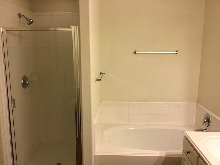 24319 Ayscough Ln — Photo 16
