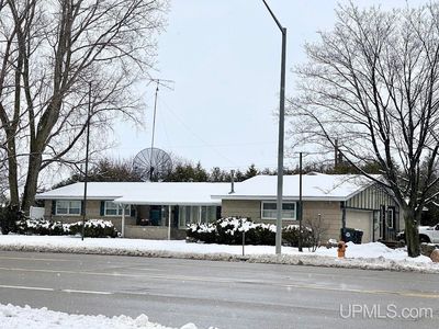 615 S Lincoln Rd, Escanaba, MI, 49829