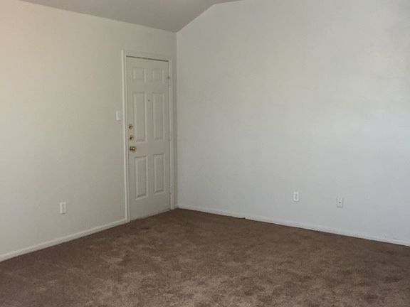 3rd image of 1430 Shoshoni Trl APT A