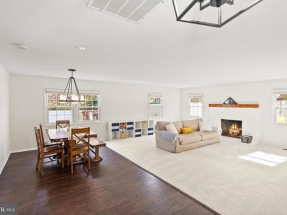 4th image of 13116 Penndale Ln