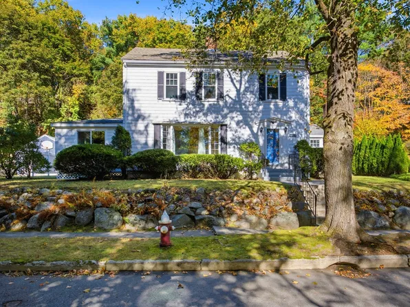 1018 Spring St, Palmer, MA 01069