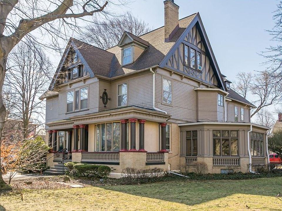 1127 East Ave