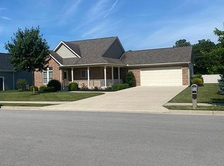 12 Degas Ln, Versailles, OH 45380