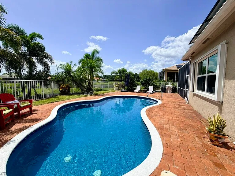 9546 Lantern Bay Cir — Photo 28