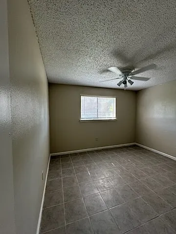 1714 Cedar Lake Dr #C — Photo 3