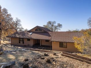 42400 Maples Ln, Oakhurst, CA