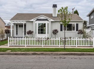 1405 Manzanita Ln, Manhattan Beach, CA 90266