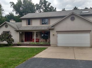 2510 Green Rd, Saint Johns, MI 48879