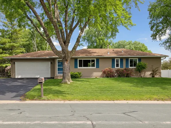 1827 Carnelian Ln, Eagan, MN 55122