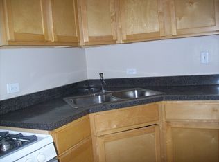 7000 S Green St #2, Chicago, IL 60621