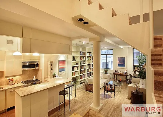Sold by Warburg | media 23