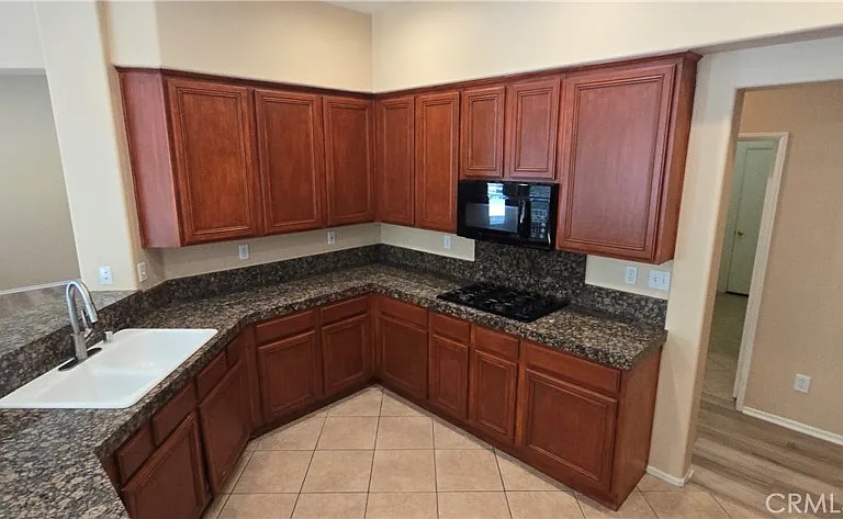 69 San Marino Cir — Photo 17