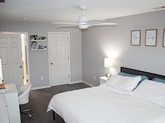 4th image of 21 Shoreline Rd