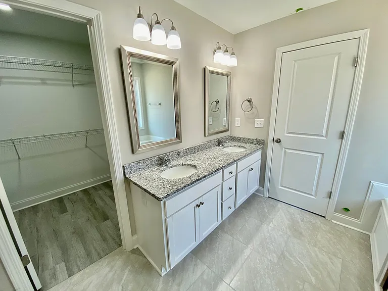 3686 Saddleridge Dr — Photo 9