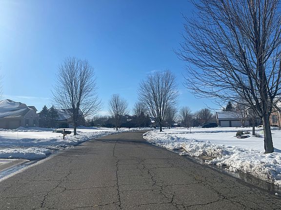 4th image of 3576 Park Meadow Dr