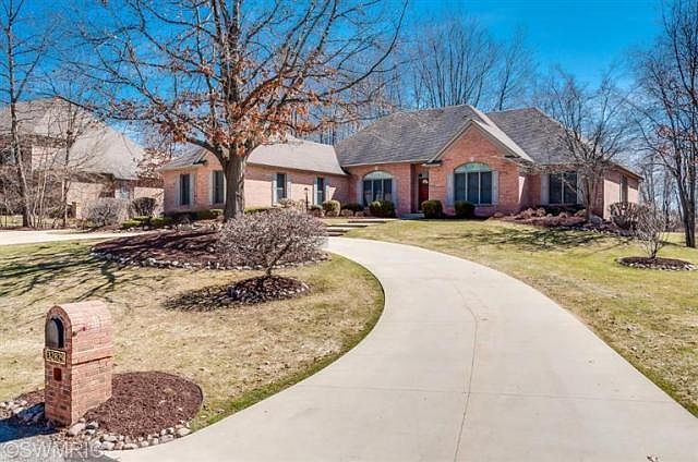 1st image of 32829 Cayuga Heights Ct