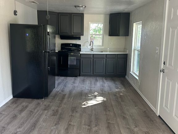 2nd image of 308 N Main St