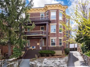 88 Walnut St #1, Brookline, MA 02445