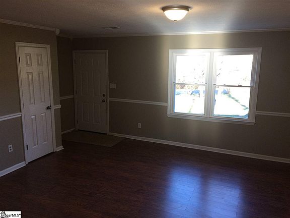 2nd image of 155 Dogwood Dr